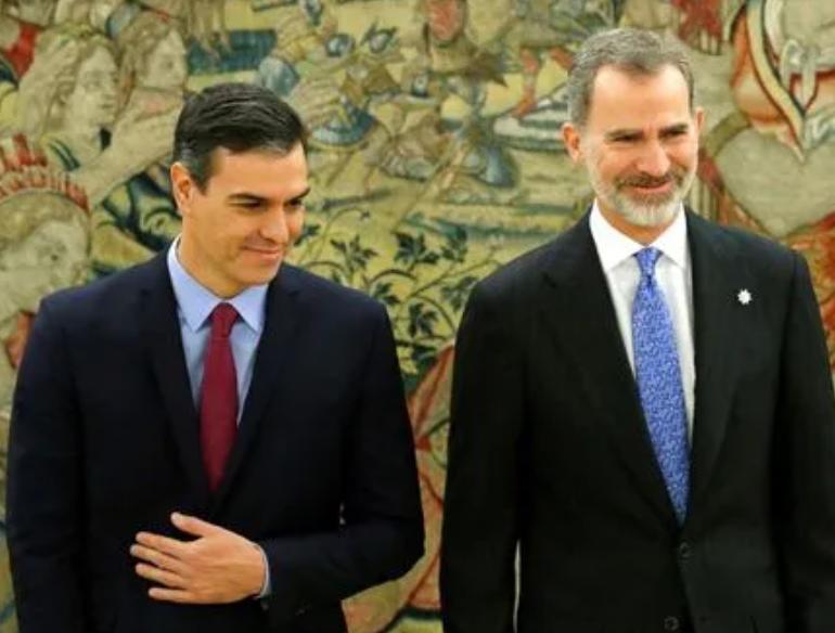 西班牙首相桑切斯正考虑辞职,西班牙首相桑切斯欢迎仪式