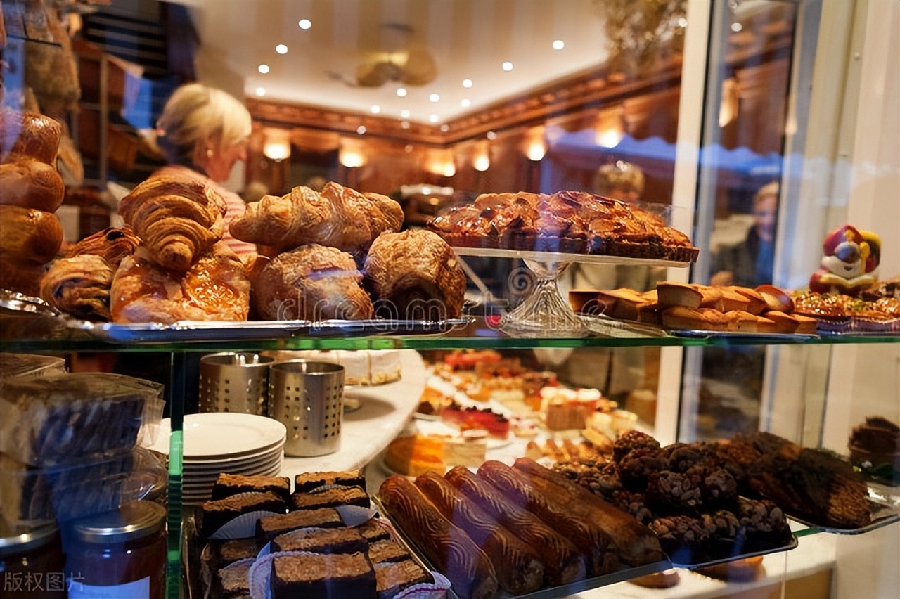 蛋糕店挣钱案例,蛋糕店利润很吓人10个冷门创业