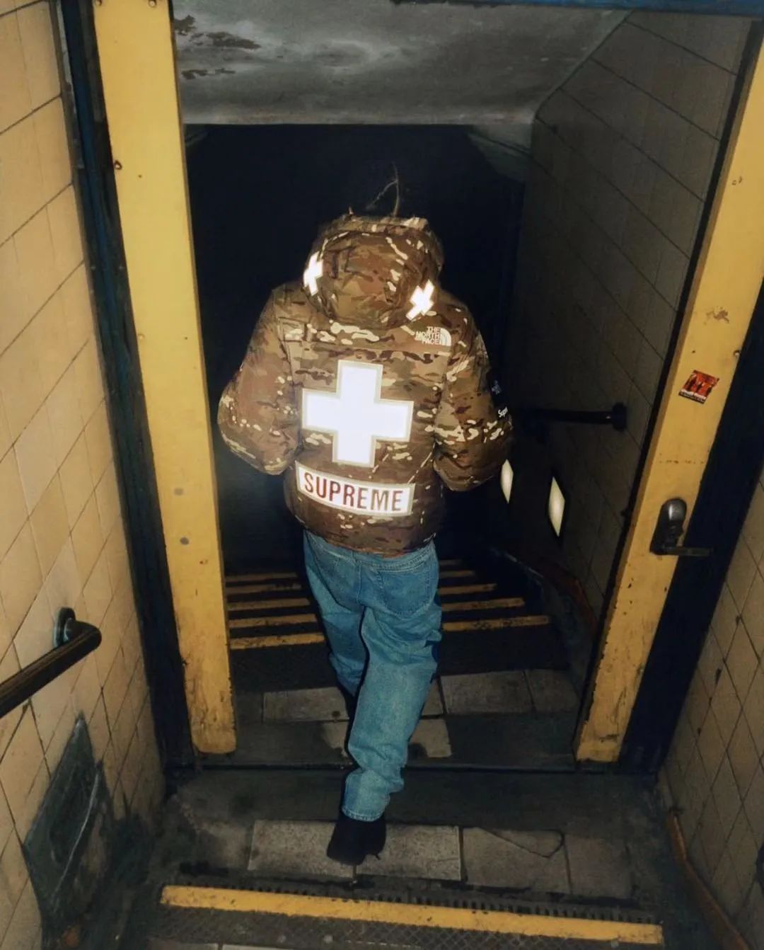 「重磅来袭」SupremexTheNorthFace本年度第一次联名单品释出