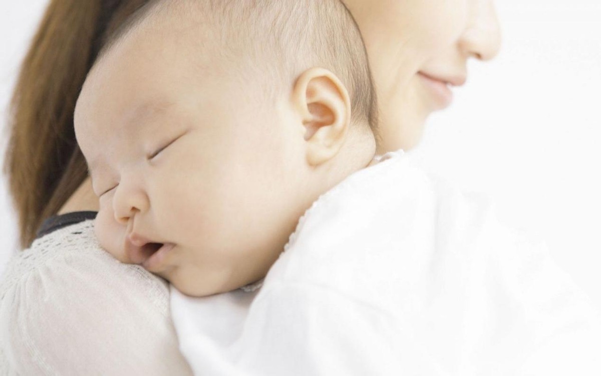 新生儿注意发展的特点分别有哪些,新生儿的一些注意事项