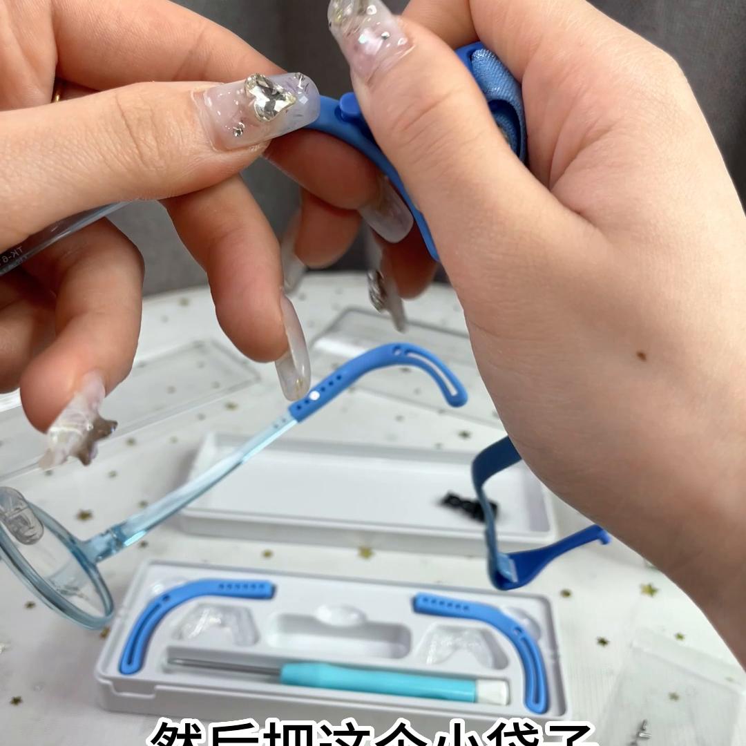 10岁左右的儿童镜架推荐,儿童超轻纯钛近视镜架