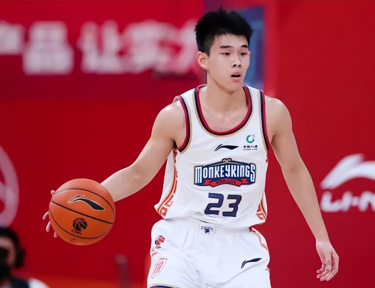 效力nba年数最久球星,效力过最多支球队的球星