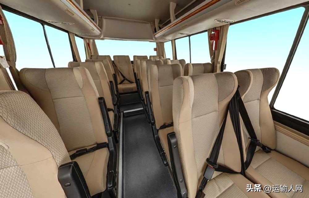 南京旅游消费,依维柯欧风17座客车落地价