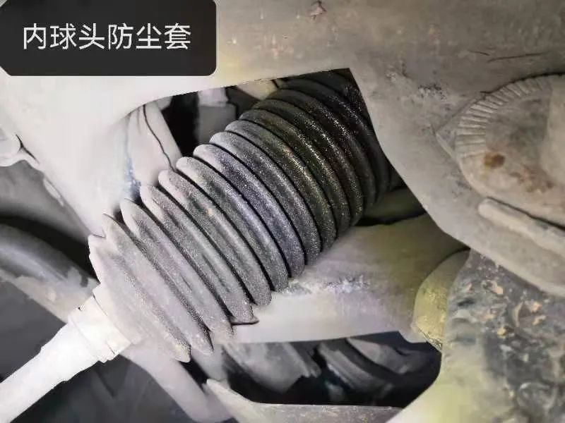 2003年的丰田老霸道，33万公里“车况残旧”，翻新复活变新车