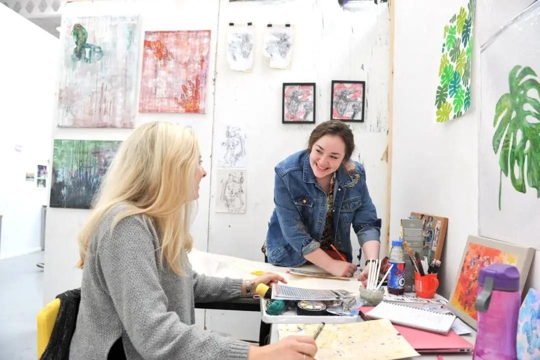 英国创意艺术大学留学条件,英国创意艺术类研究生申请条件