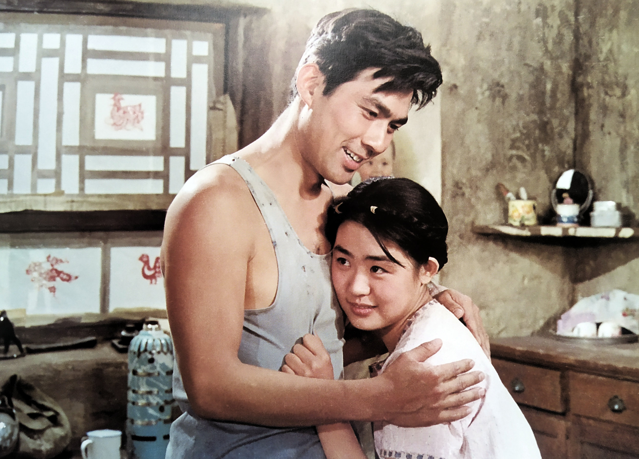 80年代一部爱情电影庐山恋,爱情经典电影庐山恋佳片欣赏