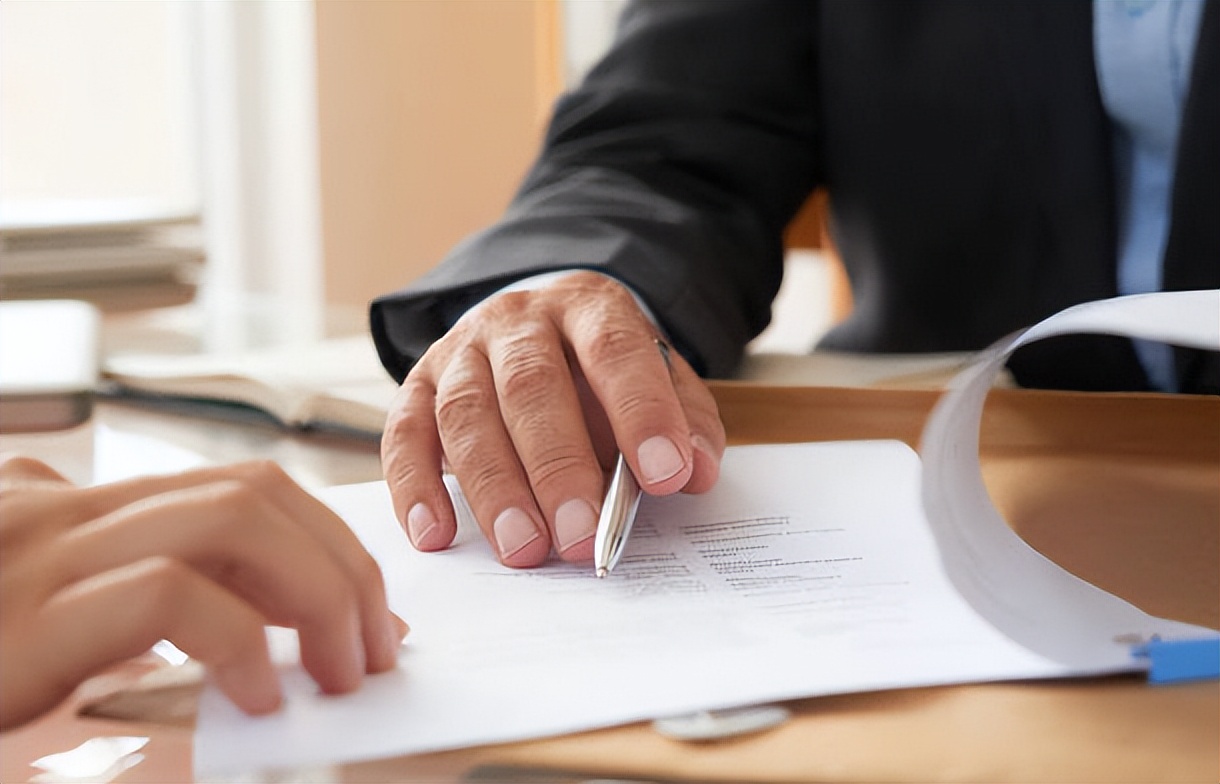 美女主播开法拉利事故后续,法拉利出车祸保险公司拒赔女主播