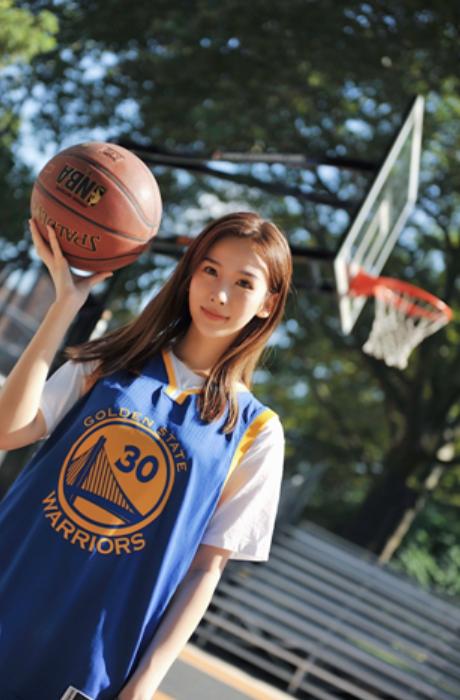 湖人女球迷资料,湖人女球迷照片