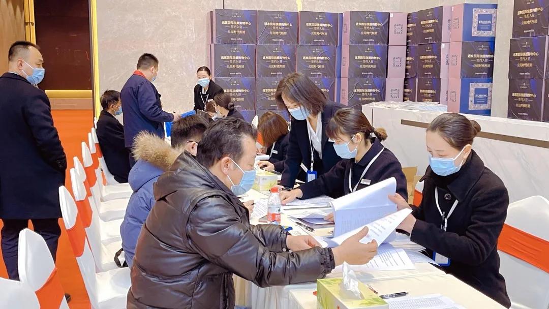 250米+154米！重庆“隆鑫时代中心”T2栋竣工交付