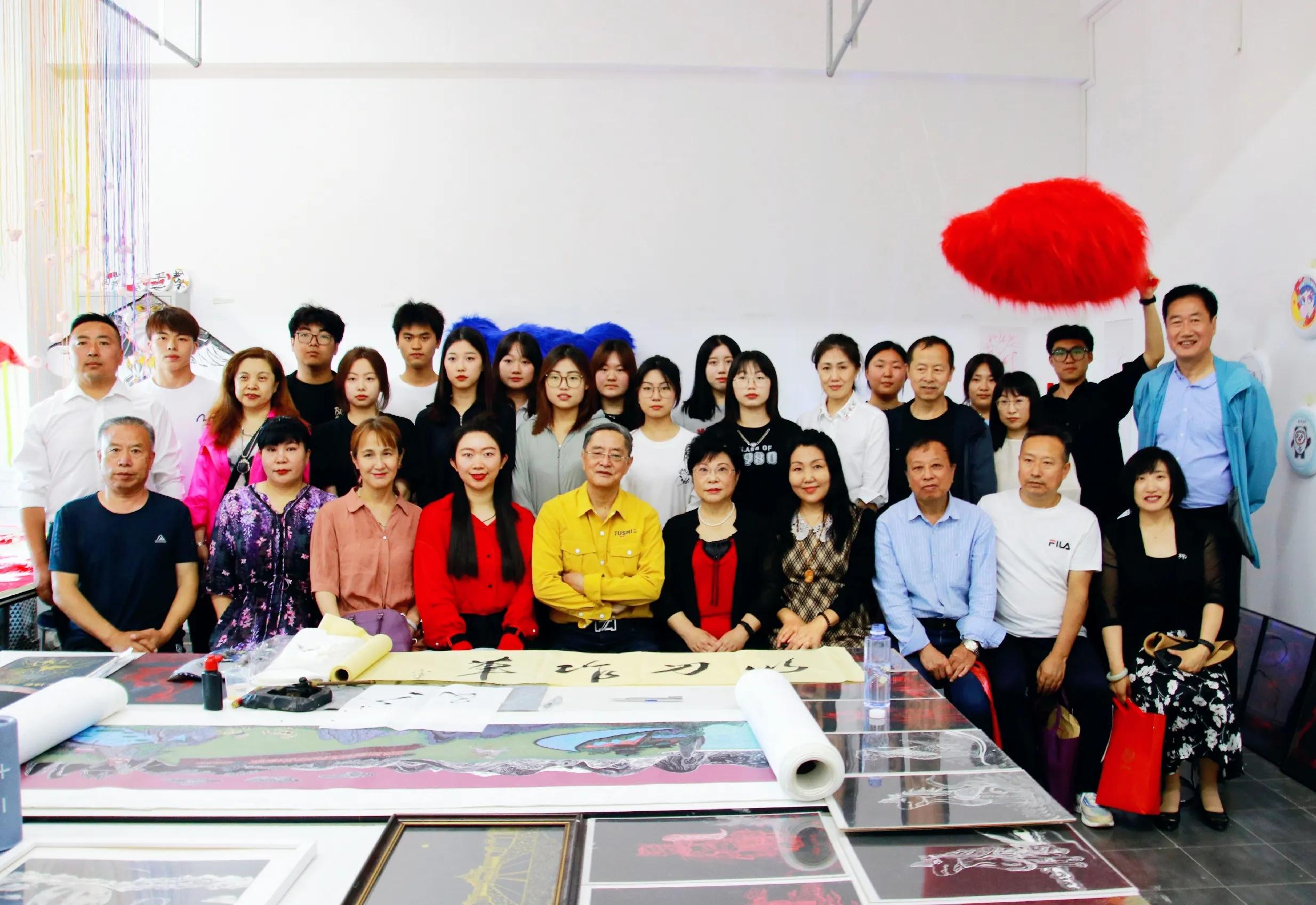 锦州作家进校园采风作品《梦开始的地方》作者/赵冬梅