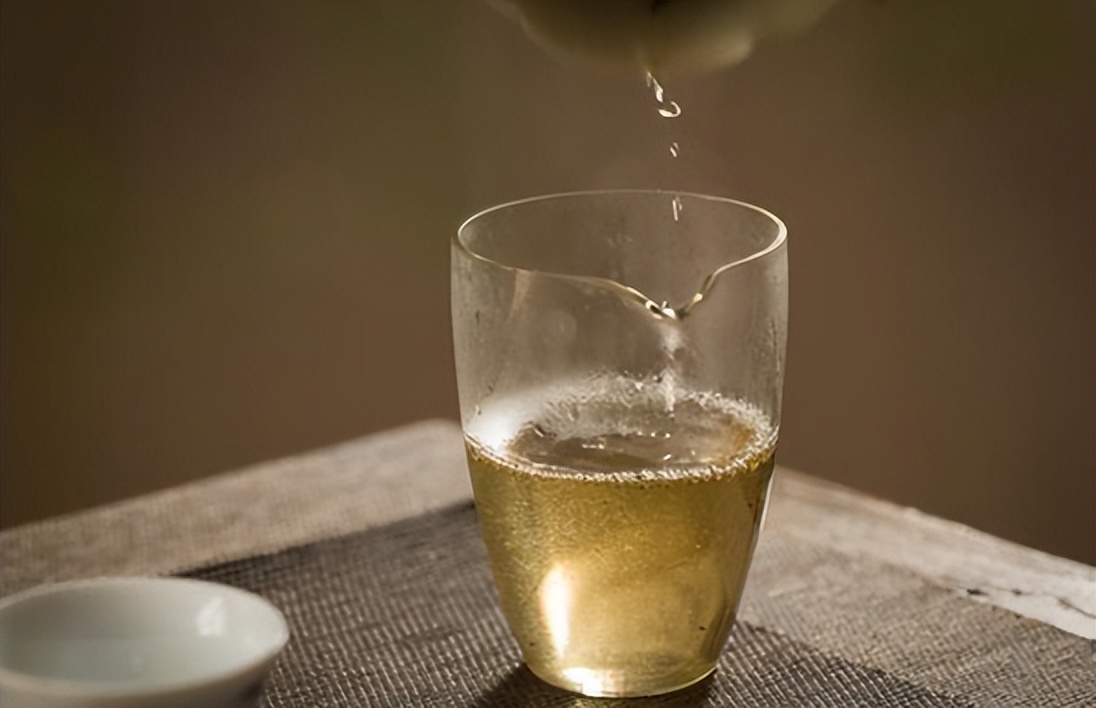 茶叶保质期一般是多久过期能喝吗,茶叶保质期多久和过期茶叶能喝吗