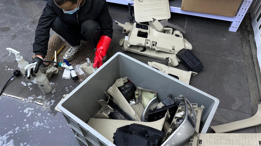 06年丰田霸道汽车翻新全过程,从山西拉回来的车