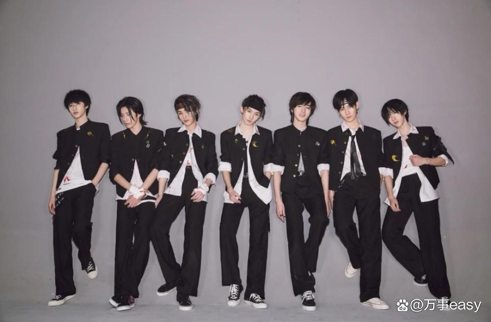 时代少年团官方周边,时代少年团周边店铺推荐