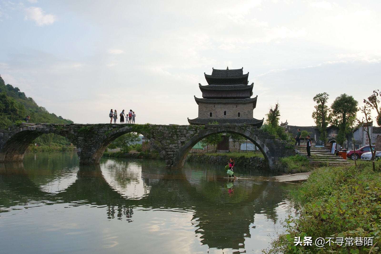 这里有许多历史悠久的古镇,从历史中走来的古镇