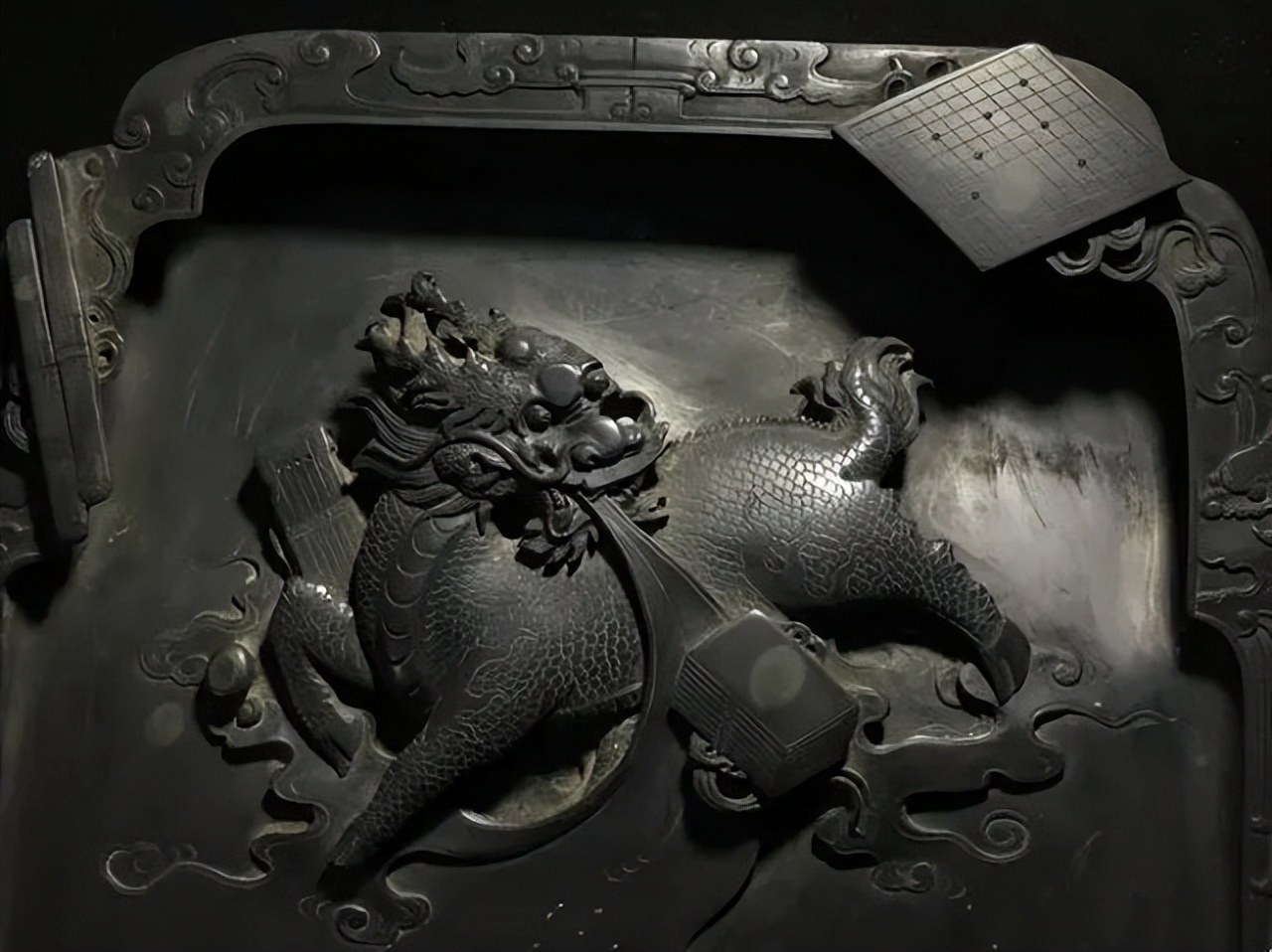 日本镇魂塔238块石头,中国石头压日本镇魂塔