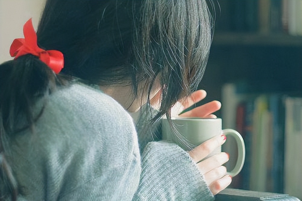 我的难过谁能懂呢伤感句子,心情难过的说说霸气短句