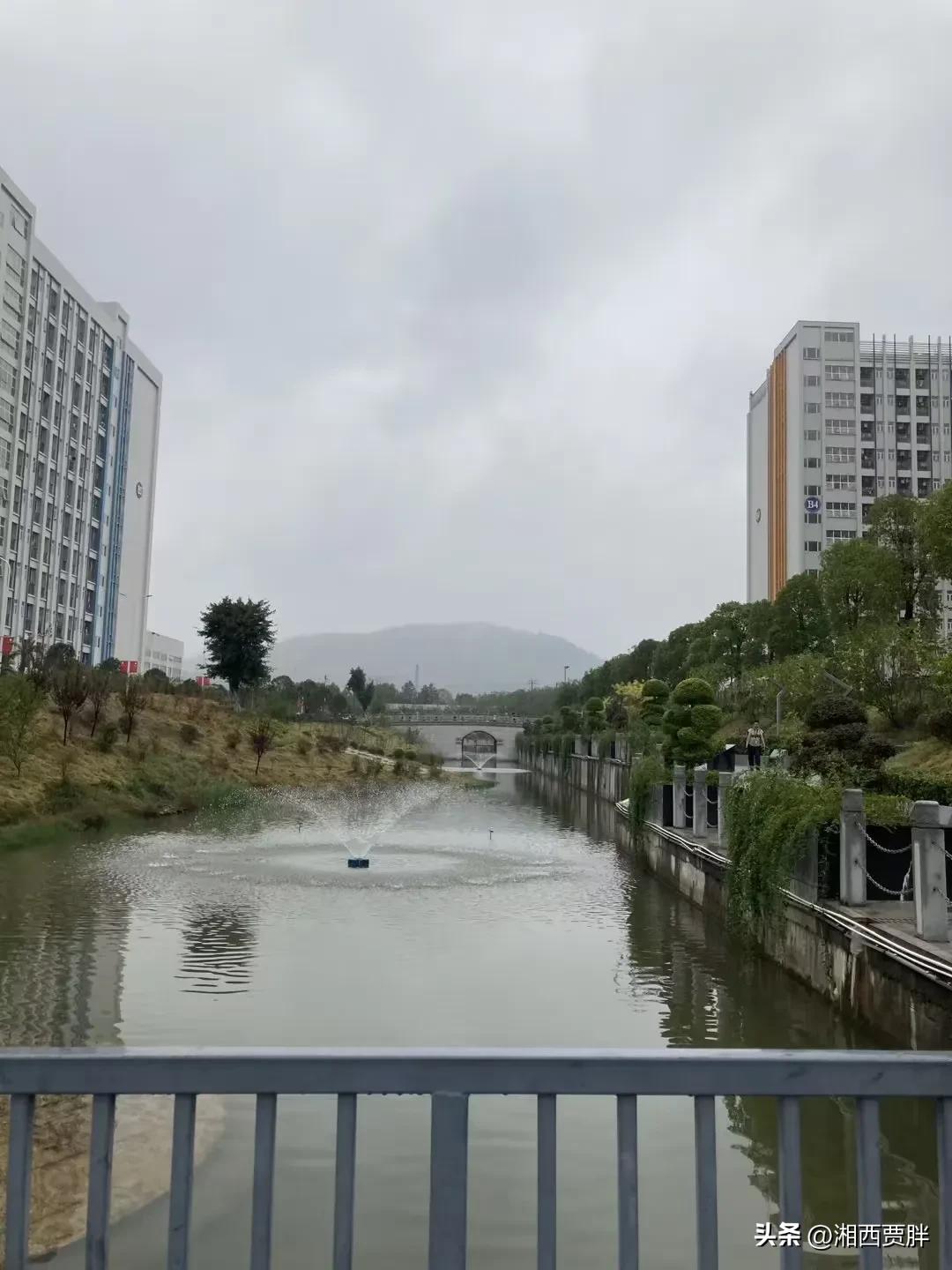 在立讯上班一个月可以拿多少工资,在立讯工作怎么样