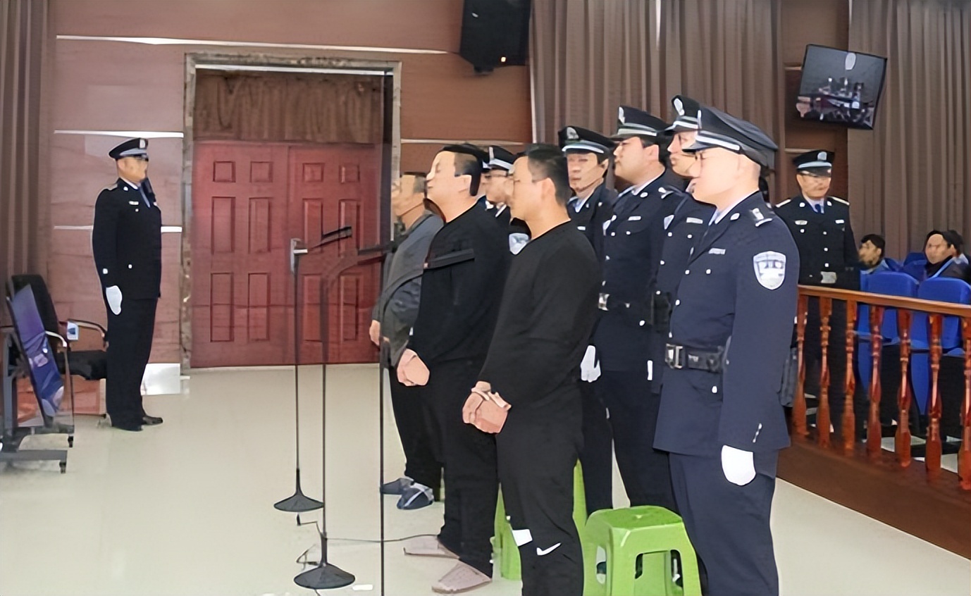 大连打死交警后续,大连市打死交警后续