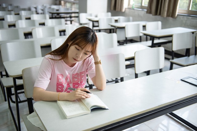 自主学习和被动学习：如何促进自主学习