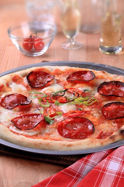 意大利萨拉米披萨制作方法,意大利萨拉米香肠制作配方