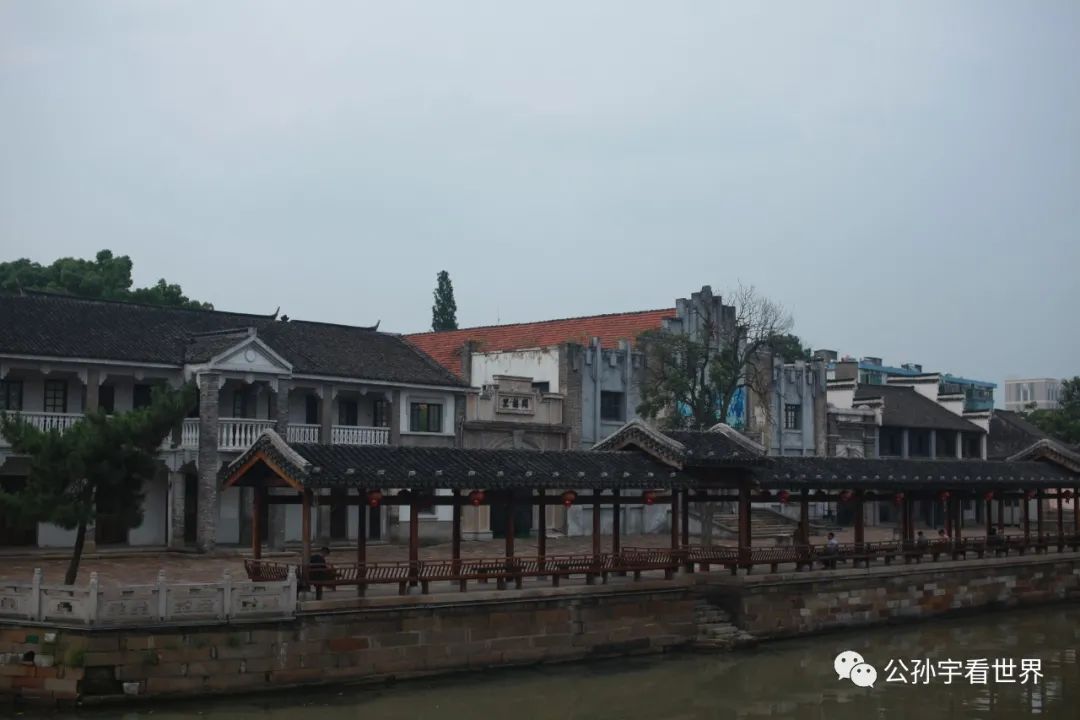 徜徉在古色古香,徜徉于千年古城老街