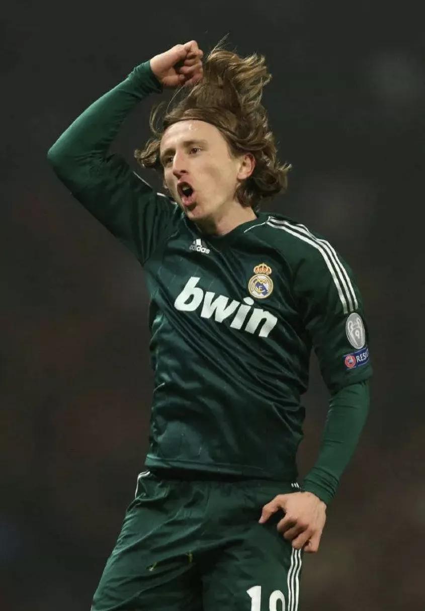 巴西足坛十大中场巨星,世界足坛十大中场