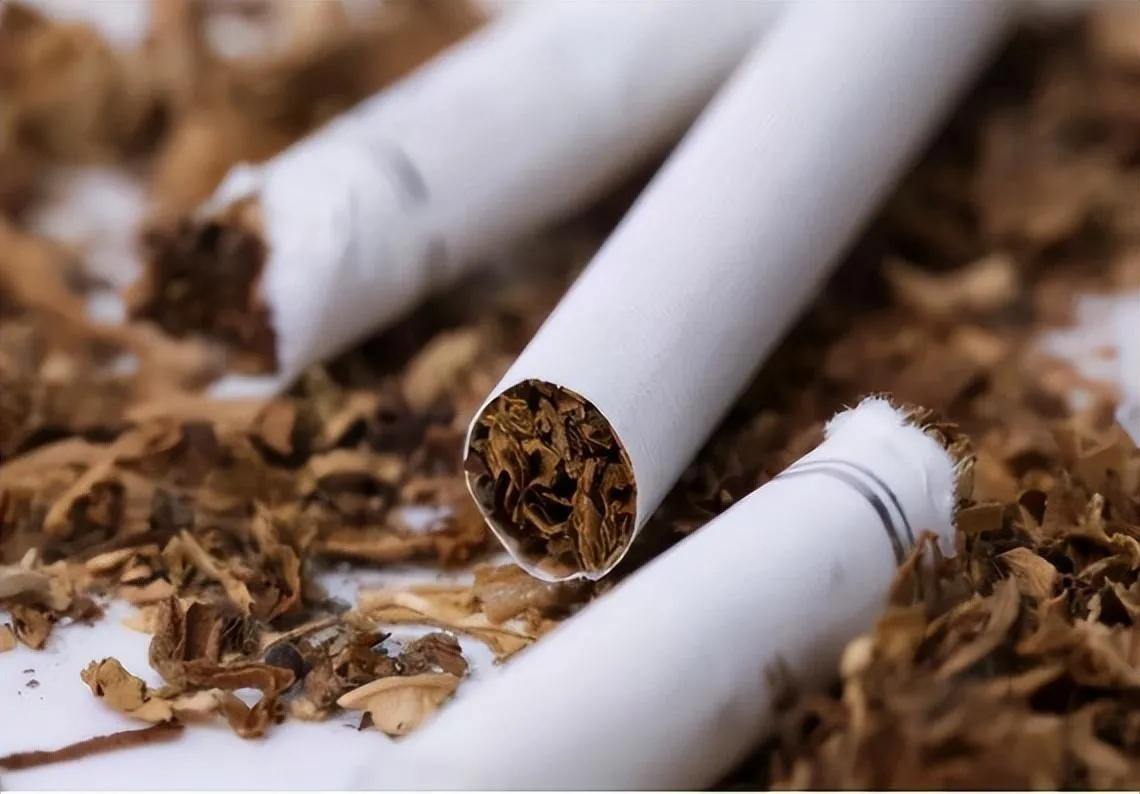 不得网络售卖的*草烟**线上交易火热记者调查“挂羊头卖狗肉”式网络售烟乱象