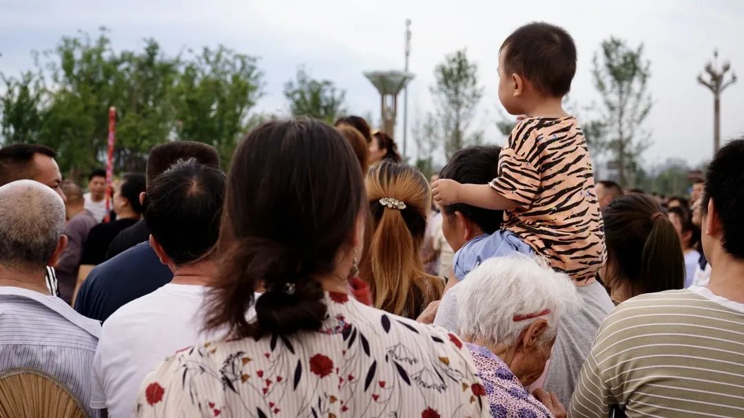 凤凰山，宇宙级草根网红孵化中心