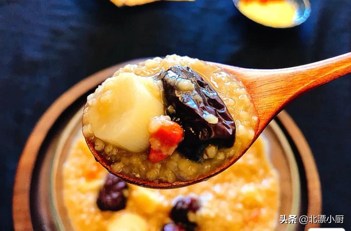 建议中老年人少吃米饭和馒头,中老年最好少吃馒头