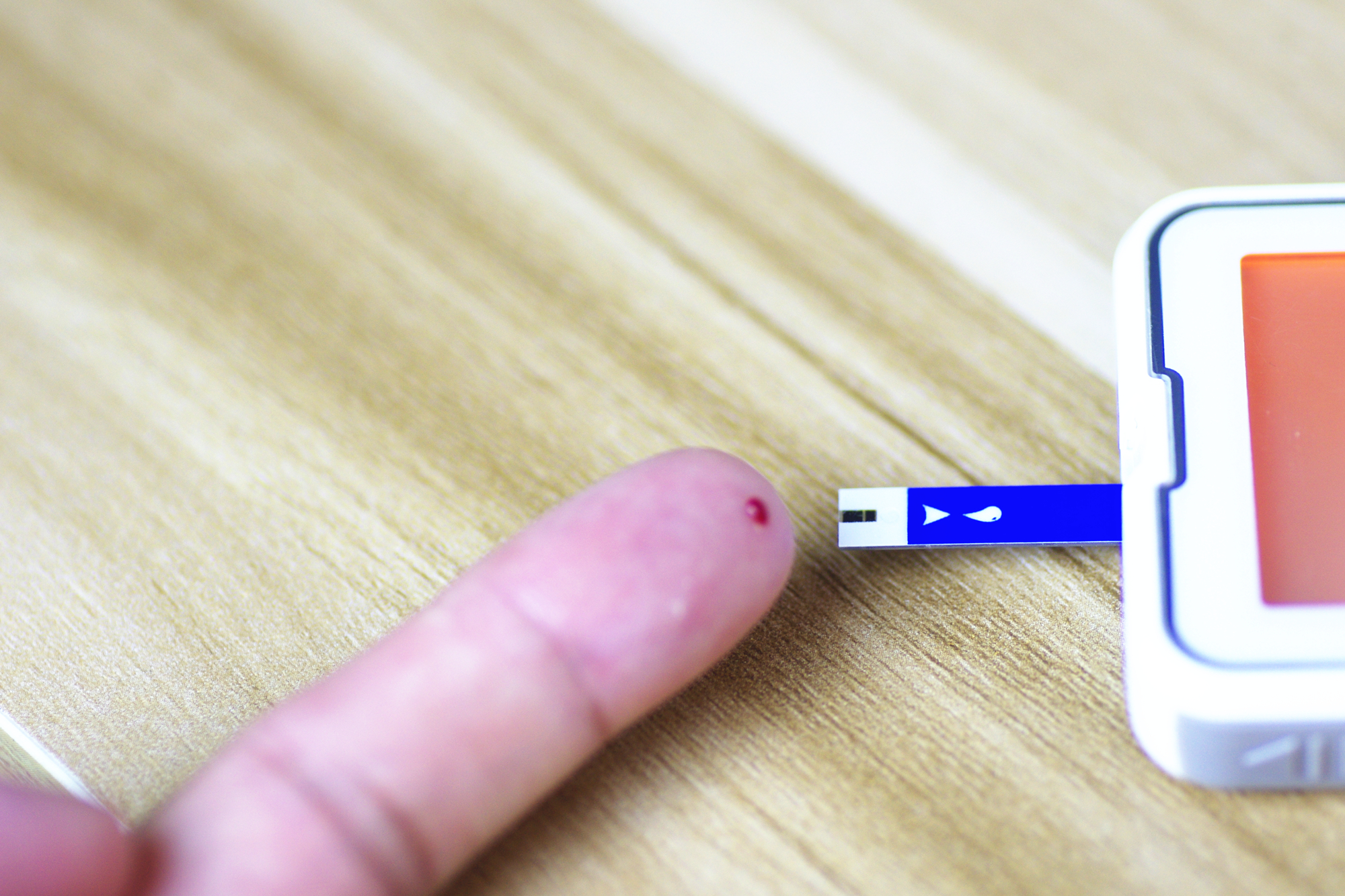 爱奥乐血糖仪测试视频,爱奥乐血糖仪测血糖视频教程