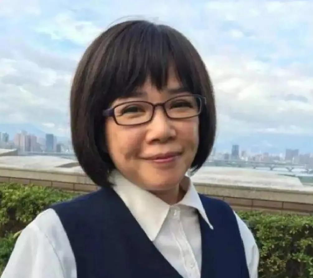 80年代港台最有名气的女歌星,90年代一位可爱的女歌星