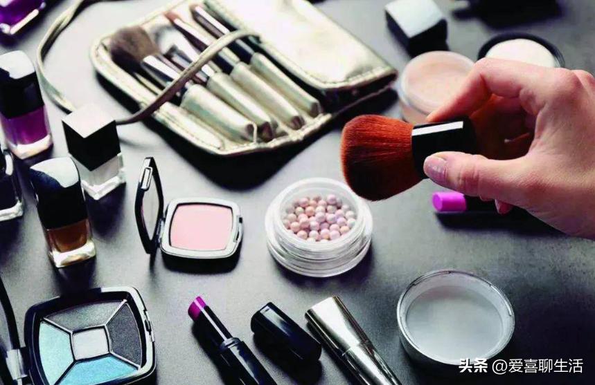 “送礼3不送，送了人财空”，是啥意思？马上三八女神节，别犯忌