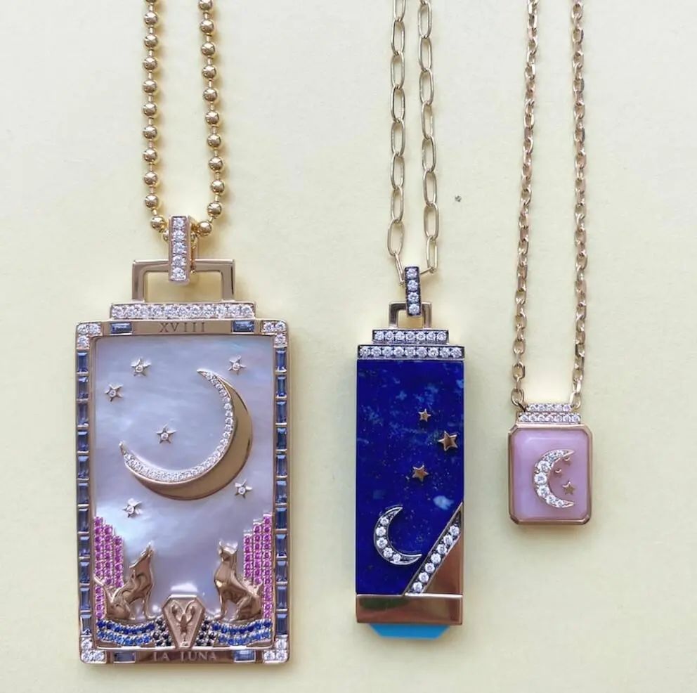 不能少了这件“幸运”珠宝，不但自带“神秘力量”还能时髦到没朋友