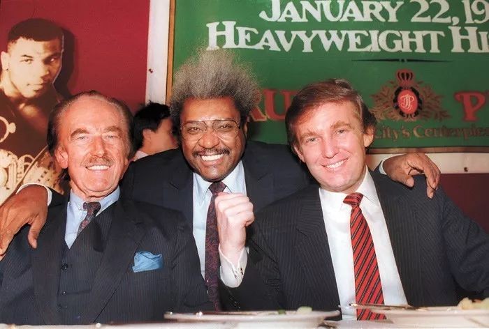 特朗普年轻时的颜值像猫王,特朗普年轻时帅气