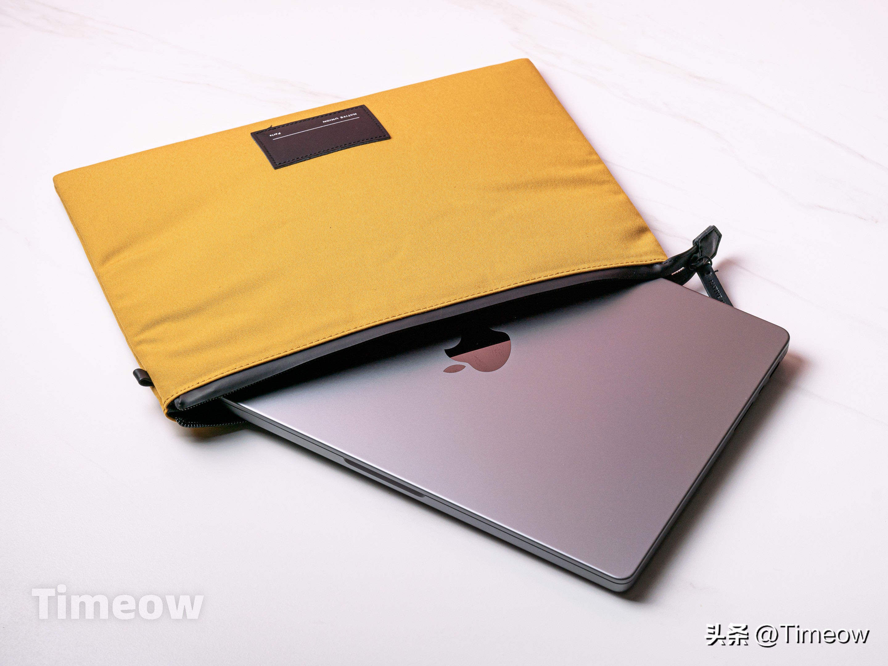 为了即将到来的旅行我买了统一色系高颜值的数码包包和保护套