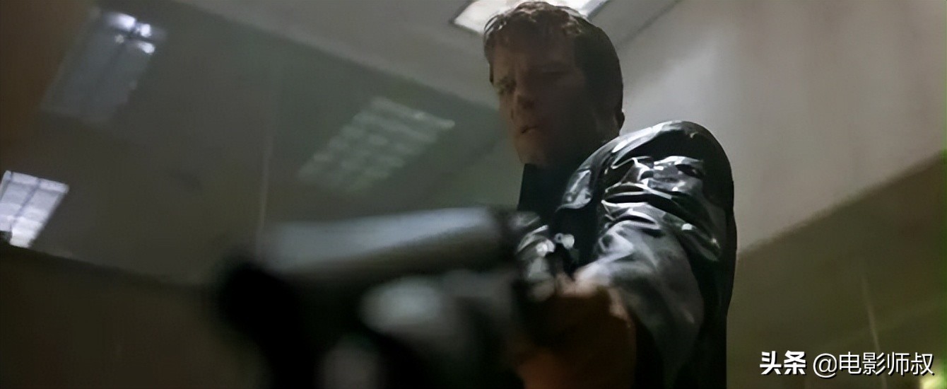 以德不能服人，那就以暴制暴，这样才过瘾