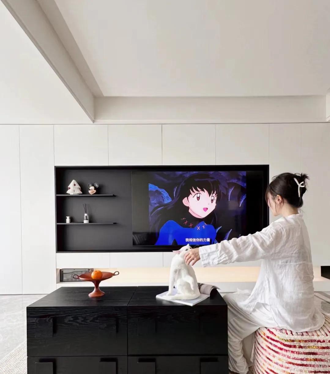 138骞宠璁′笉淇楁皵,缇庡コ鏅掕嚜瀹剁殑璞畢瑁呬慨