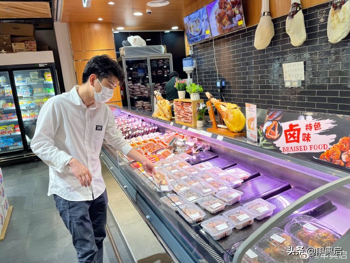 参访中东地区最大华人零售集团“温超”总部，供应20万华人口粮