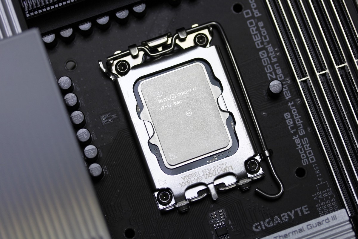 海康固态硬盘c4000啥颗粒,海康存储c40002tbssd固态硬盘