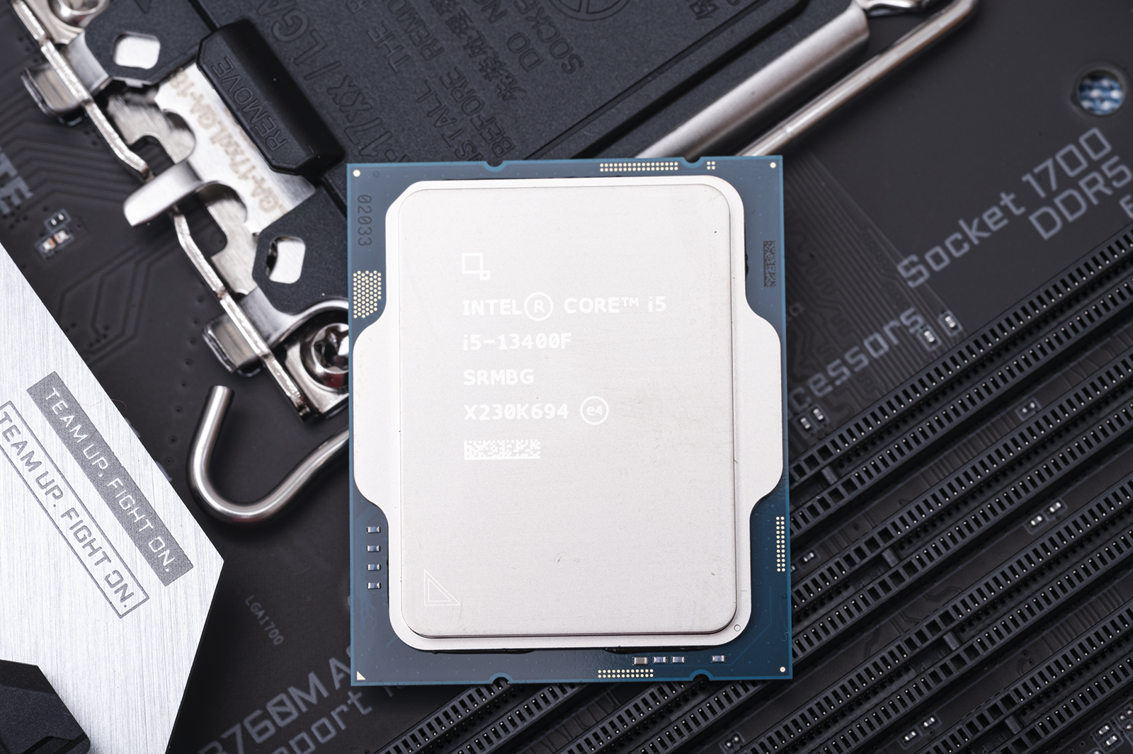 武极商智酷睿13代i5,13代酷睿cpu核显游戏测评