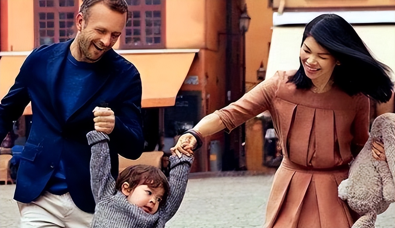 最丑名模吕燕,丑模吕燕嫁入豪门