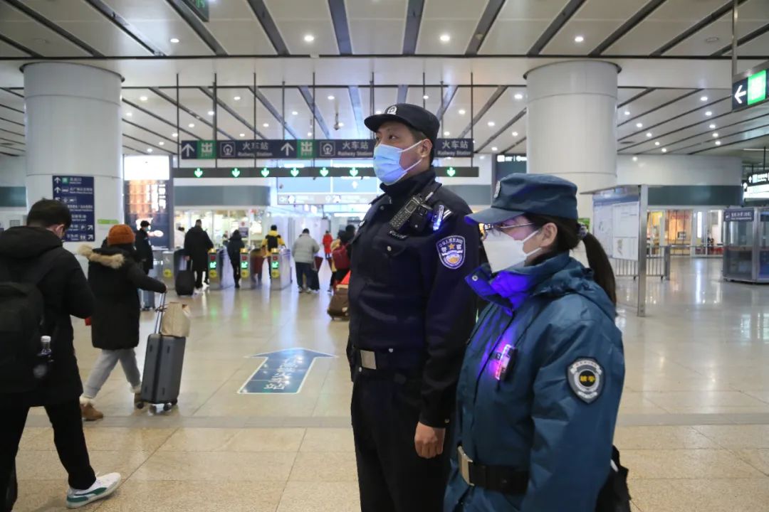 公安心向党护航新征程广东,公安心向党护航新征程图文