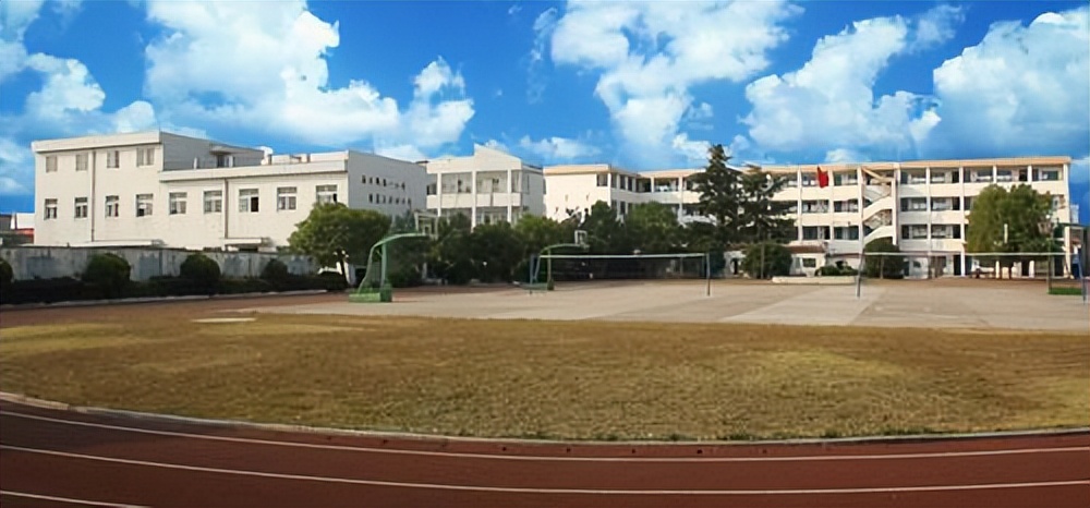 2020年曲靖重点小学名单,云南曲靖最好的十大小学