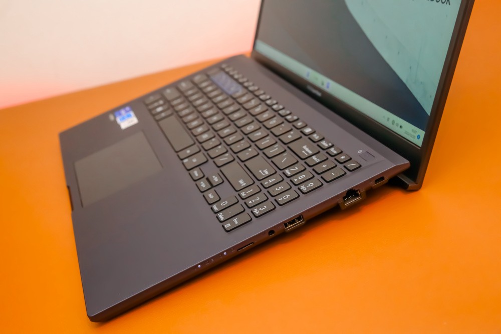 华硕破晓2什么接口,华硕破晓2轻薄本仅4999元