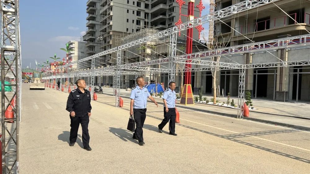 泼水节安保维稳有保障,县公安局部署安排两节安保工作