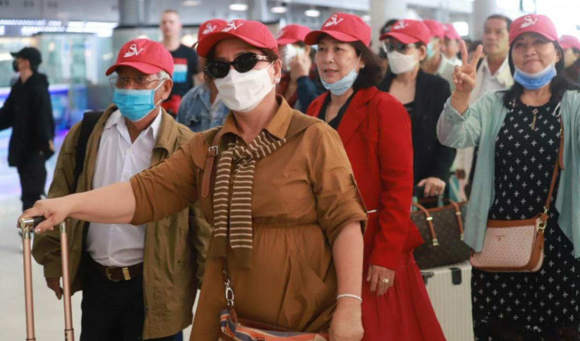 中国游客在泰国的真实情况,中国大批游客到泰国