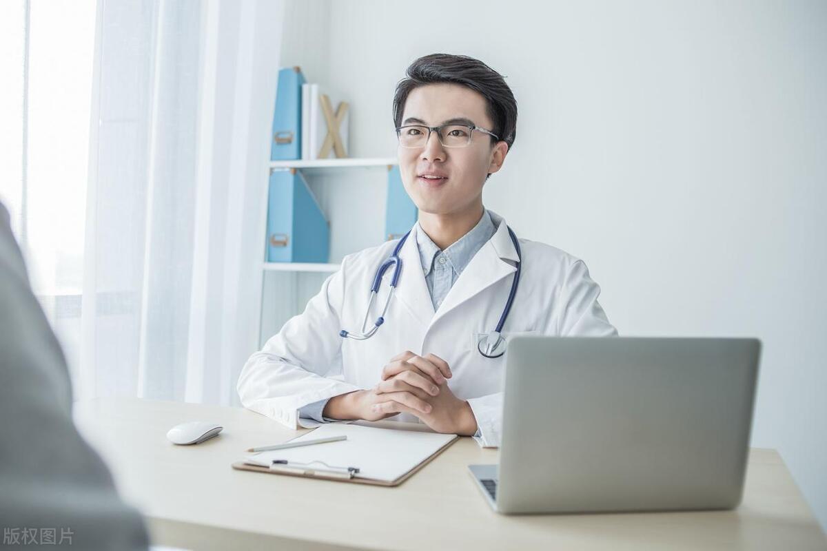 想当老师能当医生吗,未来20年当老师好还是当医生好