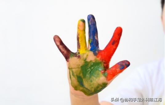 宝宝手指先天性畸形是什么原因,宝宝手指畸形短指怎么办