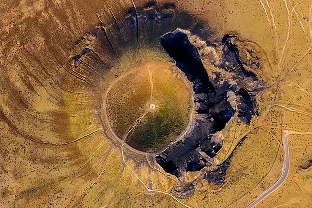 9成人都不知道的内蒙漠南神秘之旅丨沙漠迪士尼+外星球+骑马