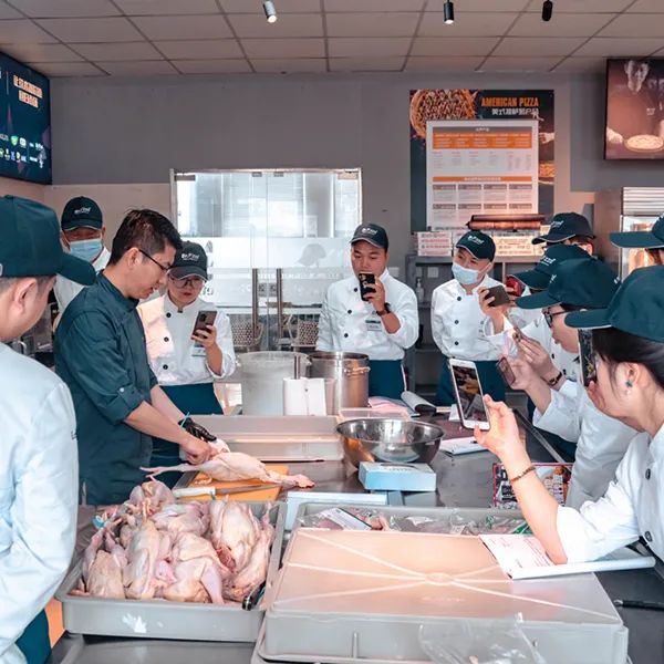 5种方法教你做出最美味炸鸡视频,如何做超级美味的炸鸡